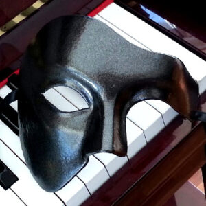 Eclipse Black Phantom Mask in Black Metallic Black
