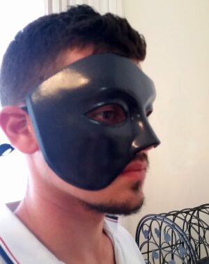 black-phantom-mask